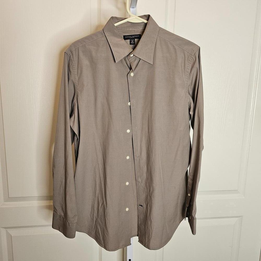 Banana Republic Slim Fit Dress Shirt - Medium